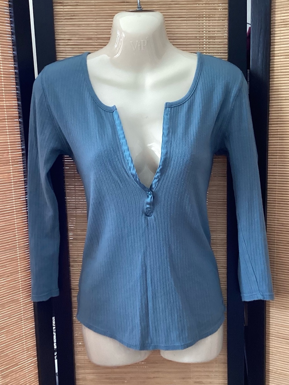 Vintage Y2K American Eagle Outfitters Ribbed Henley Top Sz M EUC